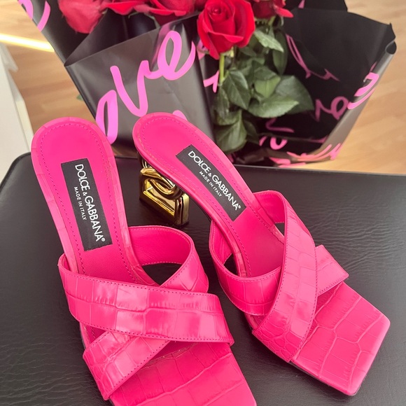 Dolce & Gabbana Logo Plaque Embossed Mules - Picture 4 of 12